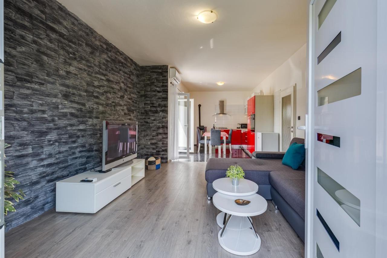 Apartment A & J 佩特坎内 外观 照片