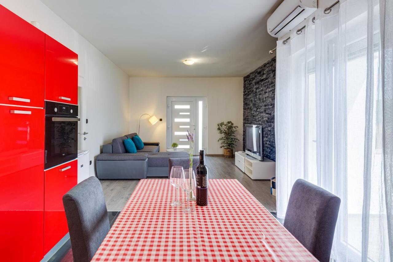 Apartment A & J 佩特坎内 外观 照片